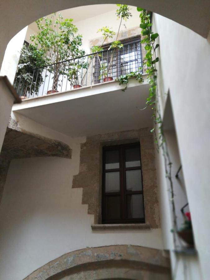 פלרמו "Guttuso Tribute Suite" Experience Apartment מראה חיצוני תמונה
